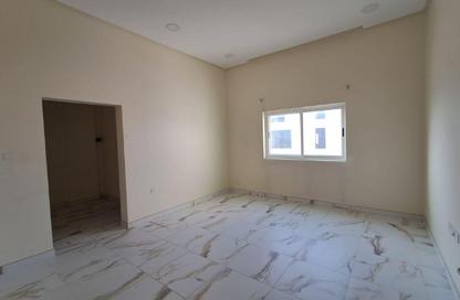 Apartment - 2 Bedrooms - 2 Bathrooms for rent in Jeblat Hebshi - Northern Governorate
