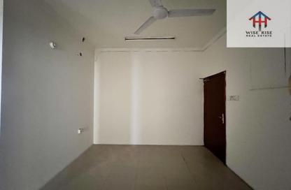 Apartment - 2 Bedrooms - 1 Bathroom for rent in Salihiya - Manama - Capital Governorate Apartment - 2 Bedrooms - 1 Bathroom for rent in Salihiya - Manama - Capital Governorate