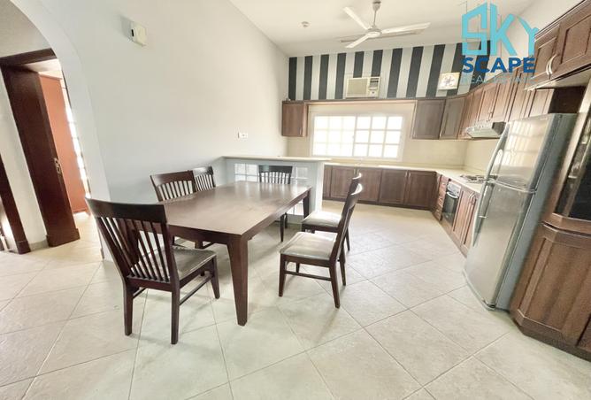 52300779 - Property Image 2