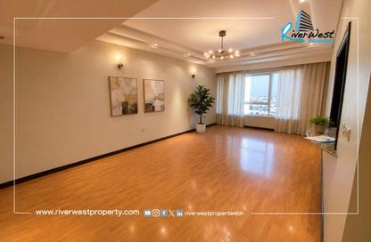 Apartment - 3 Bedrooms - 4 Bathrooms for sale in Abraj Al Lulu - Manama - Capital Governorate