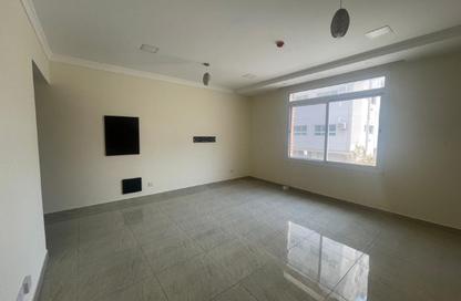 Apartment - 2 Bedrooms - 2 Bathrooms for rent in Janabiya - Northern Governorate Apartment - 2 Bedrooms - 2 Bathrooms for rent in Janabiya - Northern Governorate