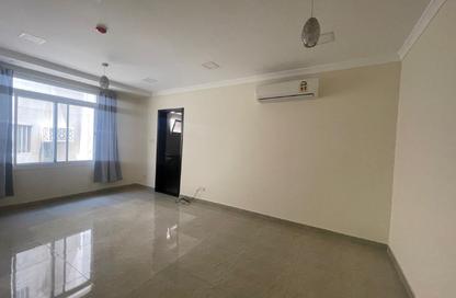 Apartment - 2 Bedrooms - 2 Bathrooms for rent in Janabiya - Northern Governorate