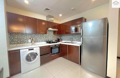 Apartment - 2 Bedrooms - 4 Bathrooms for rent in Al Juffair - Capital Governorate