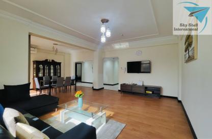 Apartment - 2 Bedrooms - 3 Bathrooms for rent in Exhibition Road - Hoora - Capital Governorate