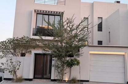 Villa - 3 - 5 for sale in Saar - Northern Governorate Villa - 3 - 5 for sale in Saar - Northern Governorate