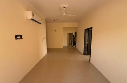 Apartment - 3 Bedrooms - 3 Bathrooms for rent in West Riffa - Riffa - Southern Governorate