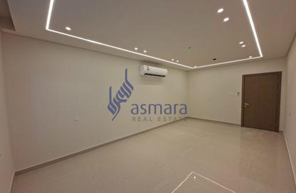 Apartment - 3 Bedrooms - 4 Bathrooms for sale in Hidd - Muharraq Governorate