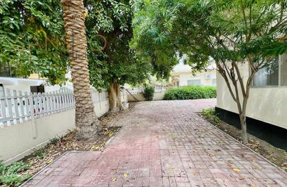 Villa - 4 Bedrooms - 4 Bathrooms for rent in Saar - Northern Governorate