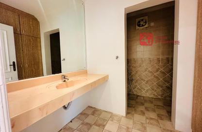 Villa - 3 Bedrooms - 4 Bathrooms for rent in Saar - Northern Governorate