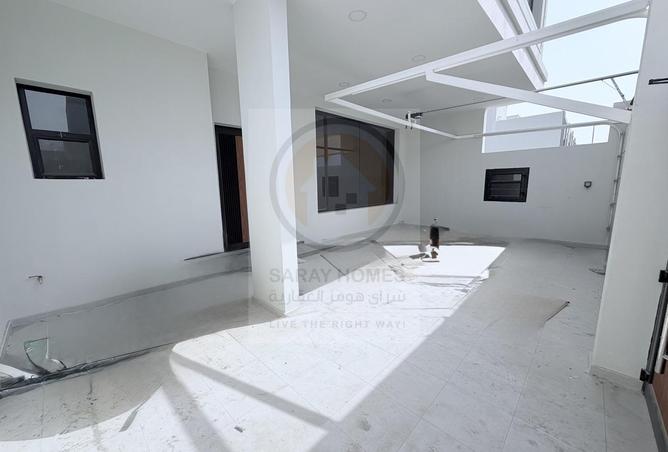 53113161 - Property Image 3