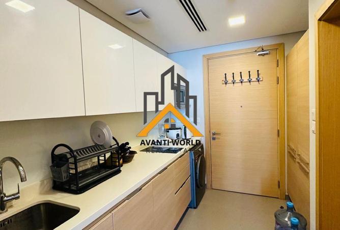 997915 - Property Image 3