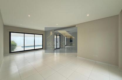 Villa - 4 Bedrooms - 6 Bathrooms for rent in Saar - Northern Governorate