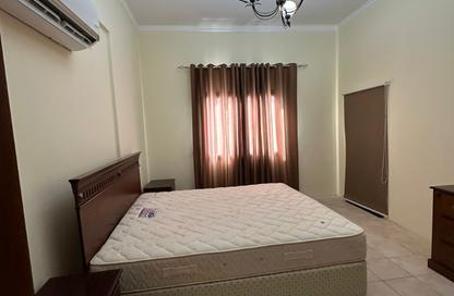 Apartment - 4 Bedrooms - 3 Bathrooms for rent in Busaiteen - Muharraq Governorate