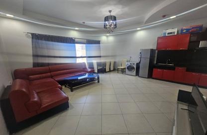 Apartment - 2 Bedrooms - 2 Bathrooms for rent in Janabiya - Northern Governorate