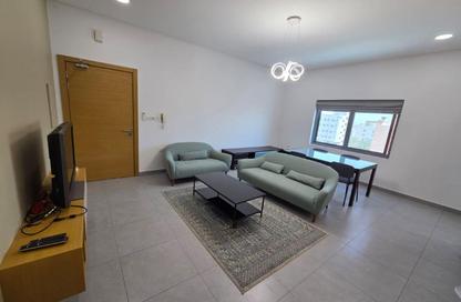 Apartment - 1 Bedroom - 2 Bathrooms for rent in Janabiya - Northern Governorate