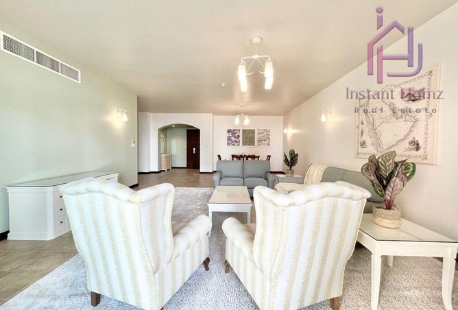 993405 - Property Image 2