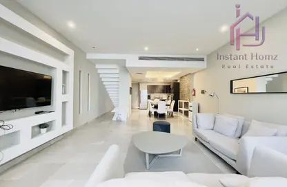 Apartment - 2 Bedrooms - 2 Bathrooms for rent in Al Juffair - Capital Governorate