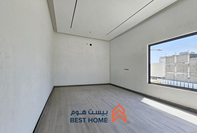 52727389 - صورة العقار 3