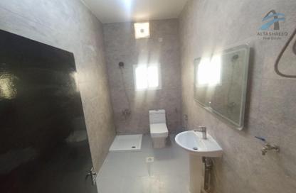 Apartment - 2 Bedrooms - 2 Bathrooms for rent in Busaiteen - Muharraq Governorate