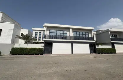 Villa - 4 Bedrooms - 5 Bathrooms for rent in Hamala - Northern Governorate