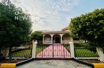 Compound - 4 Bedrooms - 5 Bathrooms for rent in Saar - Northern Governorate