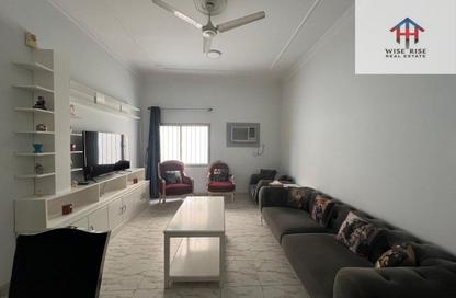 Apartment - 2 Bedrooms - 2 Bathrooms for rent in Zinj - Manama - Capital Governorate