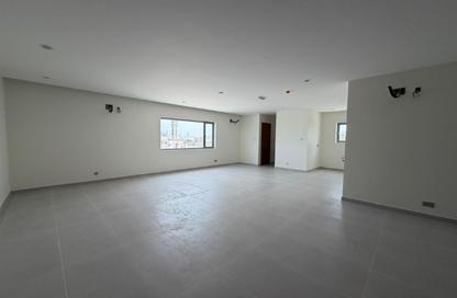 Office Space - Studio - 1 Bathroom for rent in Tubli - Central Governorate