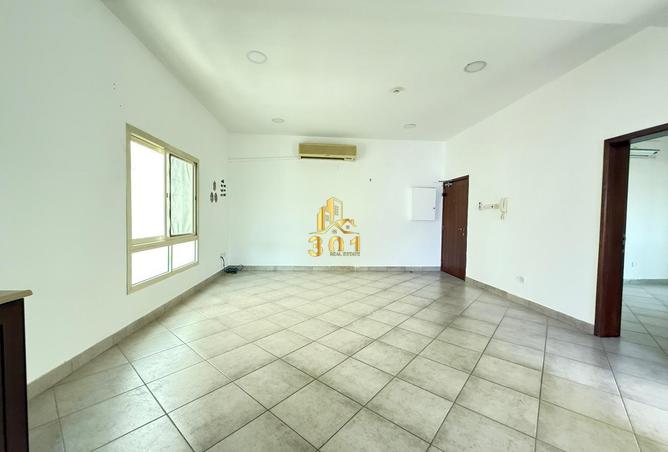 1002670 - Property Image 2