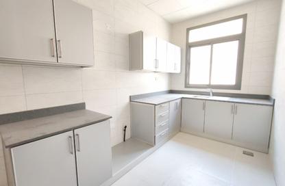 Apartment - 2 Bedrooms - 2 Bathrooms for rent in Busaiteen - Muharraq Governorate