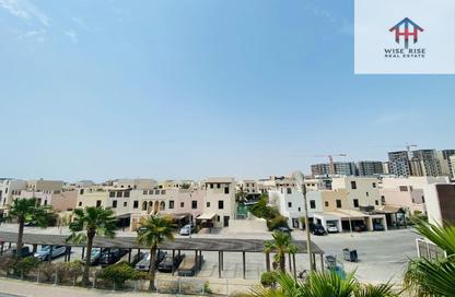 شقة - 2 غرف نوم - 2 حمامات للايجار في مدينة المرسى - أمواج - المحرق