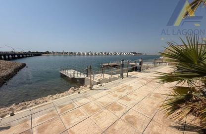 Villa - 4 - 5 for sale in Durrat Al Bahrain - Southern Governorate Villa - 4 - 5 for sale in Durrat Al Bahrain - Southern Governorate