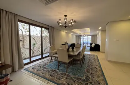 Villa - 4 Bedrooms - 5 Bathrooms for rent in Saraya 2 - Bu Quwah - Northern Governorate