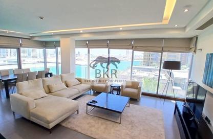 Apartment - 3 Bedrooms - 3 Bathrooms for rent in Reef Island - Capital Governorate