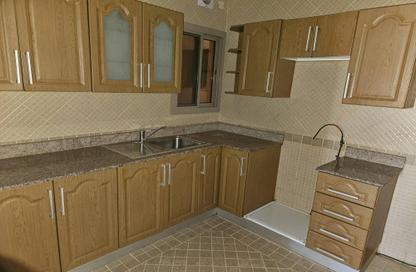 Apartment - 3 Bedrooms - 2 Bathrooms for rent in Tubli - Central Governorate