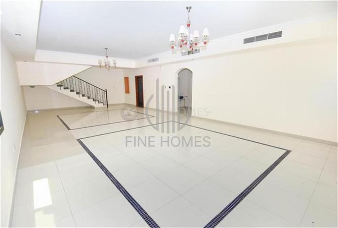 57038407 - Property Image 2
