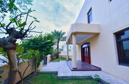 Villa - 5 Bedrooms - 4 Bathrooms for rent in Saar - Northern Governorate