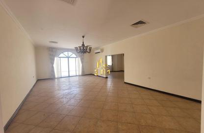 Compound - 3 - 3 for rent in Jannusan - Northern Governorate