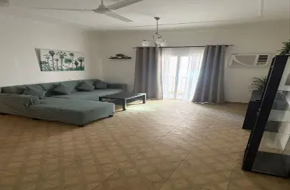 Apartment - 2 Bedrooms - 2 Bathrooms for rent in Exhibition Road - Hoora - Capital Governorate