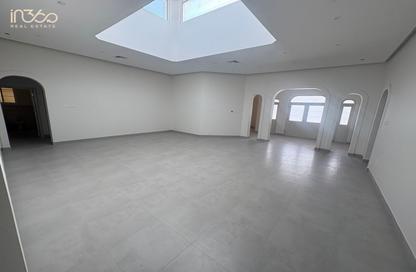 Compound - 4 - 5 for rent in Saar - Northern Governorate
