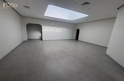 Compound - 4 - 5 for rent in Saar - Northern Governorate