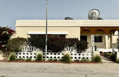 Villa - 3 Bedrooms - 3 Bathrooms for rent in Saar - Northern Governorate
