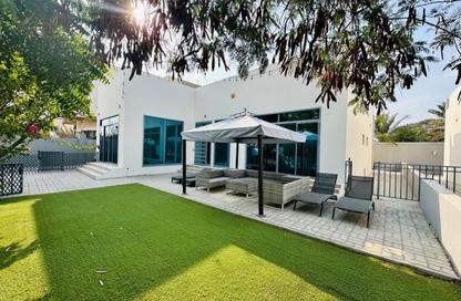 Villa - 4 Bedrooms - 4 Bathrooms for rent in Saar - Northern Governorate