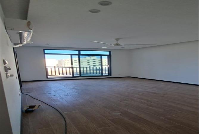 994062 - Property Image 3