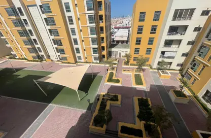 Apartment - 4 Bedrooms - 3 Bathrooms for sale in Isa Town - Central Governorate