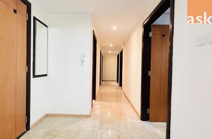 Apartment - 3 Bedrooms - 4 Bathrooms for rent in Al Juffair - Capital Governorate