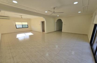 Villa - 3 Bedrooms - 2 Bathrooms for rent in Isa Town - Central Governorate