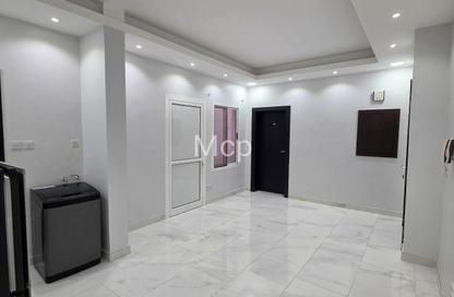 Apartment - 1 - 1 for rent in Gufool - Manama - Capital Governorate
