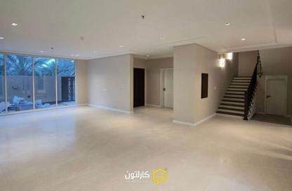 Villa - 4 Bedrooms - 5 Bathrooms for sale in Saar - Northern Governorate