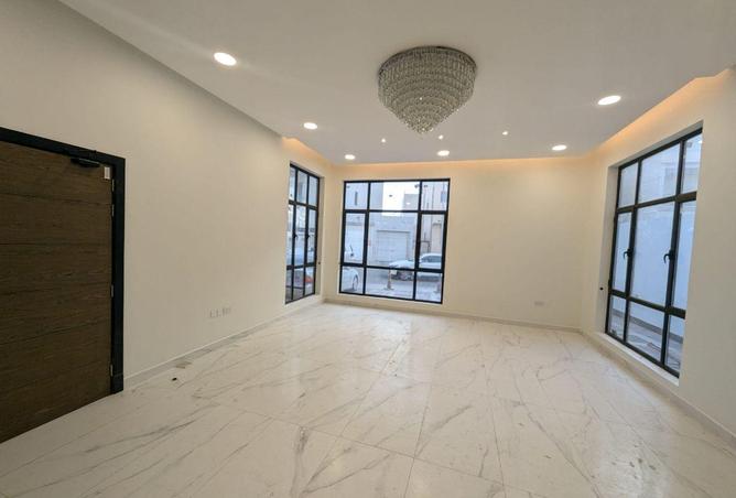 54068693 - Property Main Image