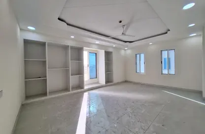 شقة - 4 غرف نوم - 4 حمامات للبيع في الحجيات - الرفاع - المحافظة الجنوبية